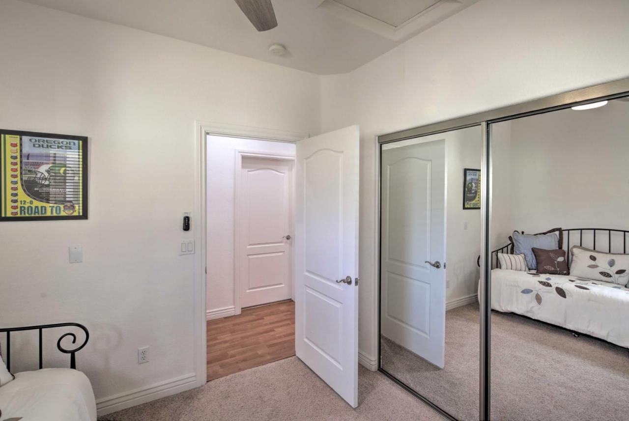 Desert Condo With Pool About 3 Miles To Colorado River! Bullhead City Exteriör bild